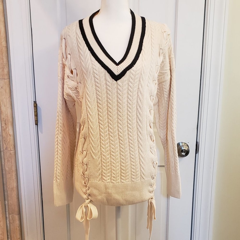 Endless Rose Sweater, Size Lg